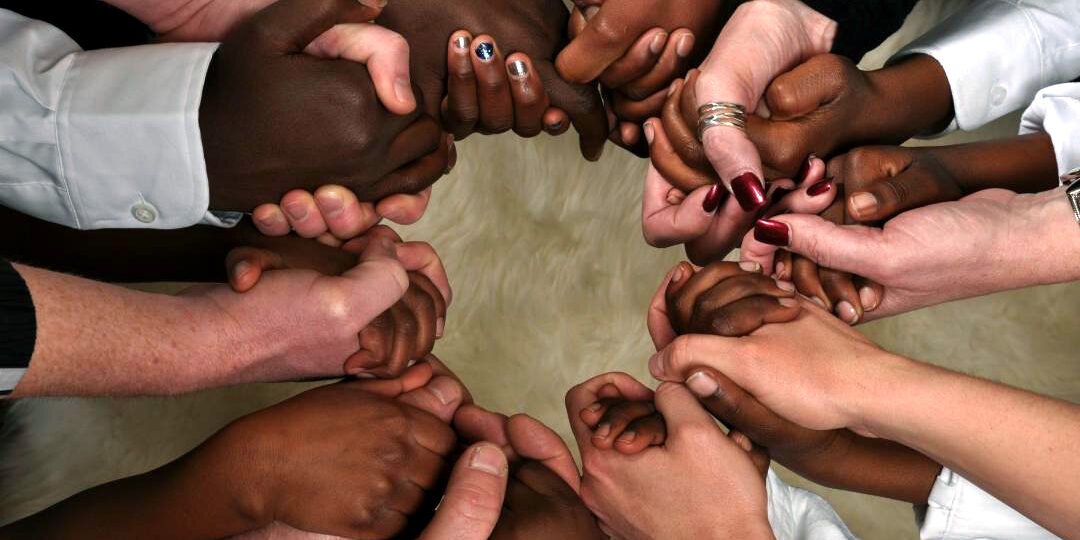 diversity-holding-hands_1